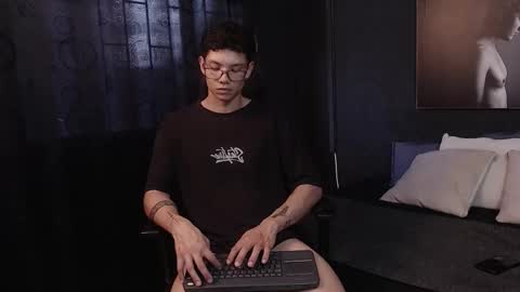 Damian Rivers online show from December 3, 9:54 pm