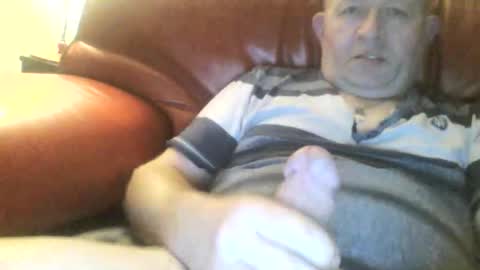 magicman250 online show from November 10, 5:45 am