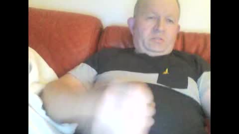 Snapshot of magicman250 chatting on September 28, 2:42 am magicman250 online show from September 28, 2:42 am