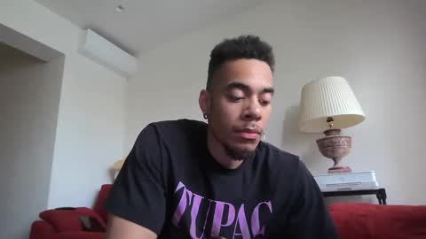 Magicsempai online show from April 14, 10:37 am