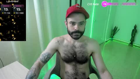 Snapshot of magnus_king chatting on December 3, 2:45 am online show from December 3, 2:45 am