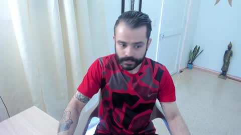 Snapshot of magnus_king chatting on December 9, 11:20 pm online show from December 9, 11:20 pm