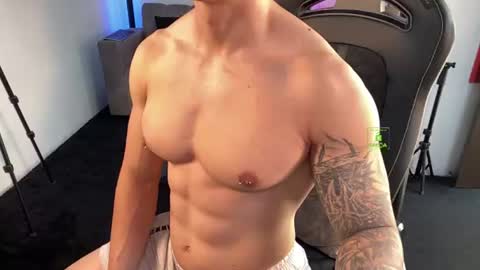 If you want me to use the Lovense please let me know  --    online show from June 24, 7:06 pm