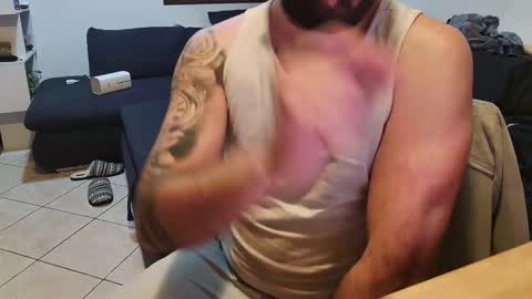 maialinofriuli online show from January 19, 3:42 am