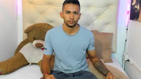 maicolparker_ online show from September 16, 10:43 pm