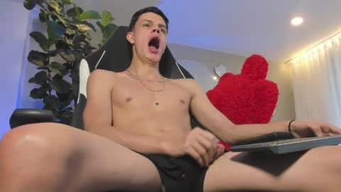 MAICOL  online show from April 14, 7:13 pm