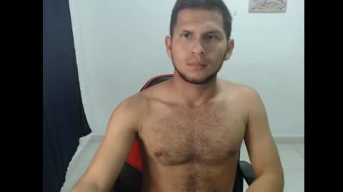 Snapshot of maik_135 chatting on September 15, 2:25 am maicol online show from September 15, 2:25 am