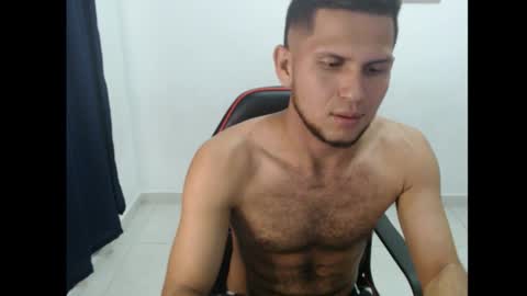 Snapshot of maik_135 chatting on September 19, 1:50 am maicol online show from September 19, 1:50 am