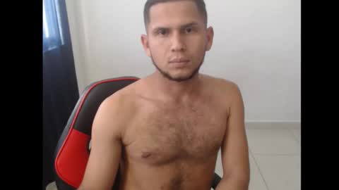 Snapshot of maik_135 chatting on September 22, 12:37 pm maicol online show from September 22, 12:37 pm