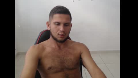 Snapshot of maik_135 chatting on October 10, 8:02 pm maicol online show from October 10, 8:02 pm