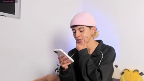 maiky_cooper01 online show from May 12, 3:04 am