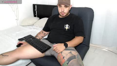 maison_xmed online show from April 20, 9:39 pm