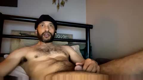 majorb986 online show from March 19, 5:27 pm