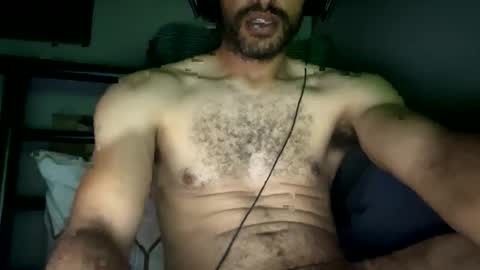 Snapshot of majorb986 chatting on October 14, 7:54 pm majorb986 online show from October 14, 7:54 pm