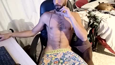 makea89 online show from May 1, 8:22 pm