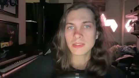 Makoto Himari online show from March 13, 8:00 am