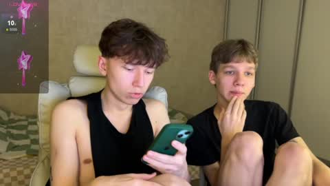 Tom and Mark 3 online show from December 2, 4:18 pm
