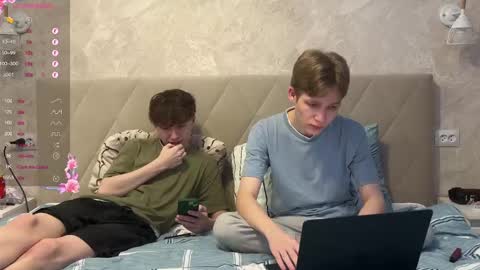 Tom and Mark 3 online show from December 27, 2:44 pm