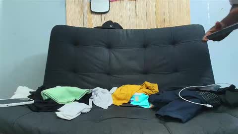 Snapshot of malcompierce chatting on February 17, 11:09 pm Malcom online show from February 17, 11:09 pm
