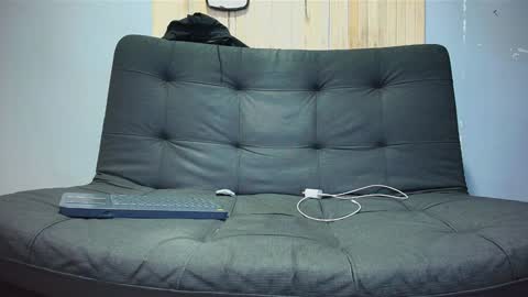 Snapshot of malcompierce chatting on December 9, 4:45 am Malcom online show from December 9, 4:45 am