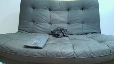 Snapshot of malcompierce chatting on January 12, 12:28 am Malcom online show from January 12, 12:28 am