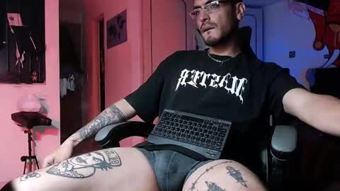 malek_xarx online show from March 18, 4:37 am