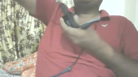 Snapshot of mallik63040 chatting on October 29, 5:21 am Sree0703 online show from October 29, 5:21 am