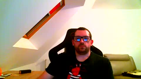 Snapshot of malou2927 chatting on January 4, 5:26 pm breton online show from January 4, 5:26 pm