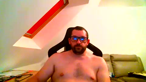 Snapshot of malou2927 chatting on October 26, 10:45 pm breton online show from October 26, 10:45 pm