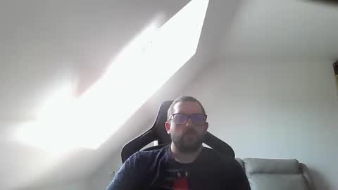 Snapshot of malou2927 chatting on November 1, 10:52 am breton online show from November 1, 10:52 am