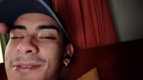 Mickey online show from February 3, 10:48 pm