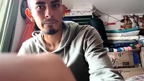 Mickey online show from April 3, 5:32 pm