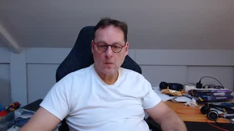 man2havefun online show from December 24, 9:17 am