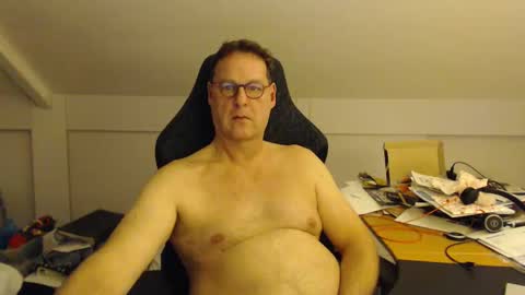 man2havefun online show from January 9, 7:29 pm