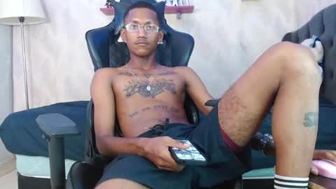 Snapshot of man_san11 chatting on October 8, 4:22 pm man_san11 online show from October 8, 4:22 pm