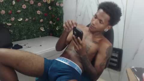 man_sant11 online show from June 24, 5:16 pm