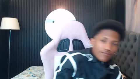 man_sant11 online show from April 23, 5:59 pm