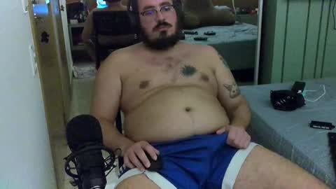 Snapshot of manatee_bear chatting on October 8, 3:00 am manatee bear online show from October 8, 3:00 am