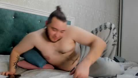 SuperCUMMER online show from February 4, 5:23 pm