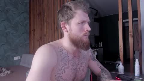 Snapshot of manjerk_on_cb chatting on October 17, 3:27 pm Arthur online show from October 17, 3:27 pm