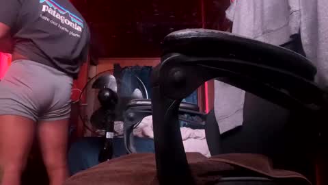 manohsteel1 online show from October 28, 3:42 am