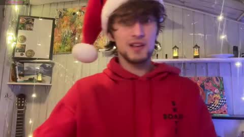 Snapshot of manolein chatting on December 25, 9:33 pm manolein online show from December 25, 9:33 pm