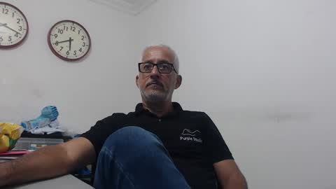 Snapshot of manolito1024 chatting on March 4, 10:38 pm Manolito online show from March 4, 10:38 pm