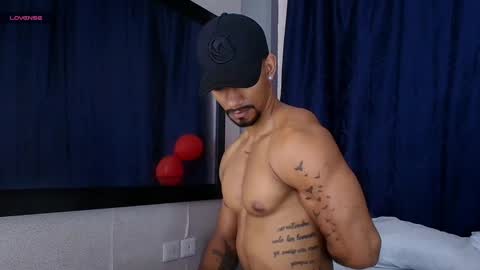 Manolo Hot 1 online show from February 3, 2:24 pm
