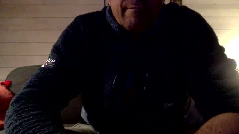 Snapshot of manpower2012 chatting on December 23, 12:03 am Manpo online show from December 23, 12:03 am