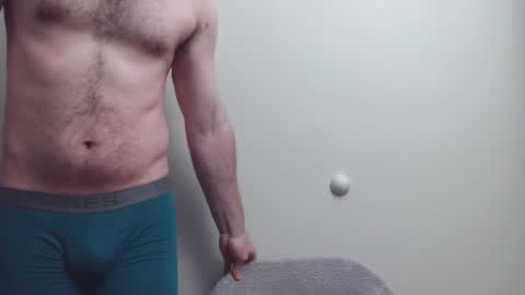 mantoy2000 online show from December 3, 1:00 am