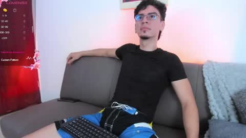 manu online show from April 6, 12:50 pm