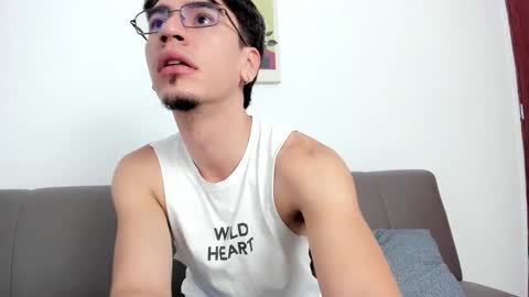 manu online show from March 23, 12:22 pm