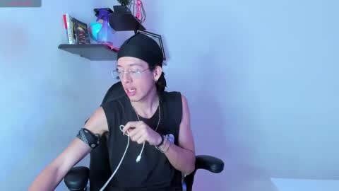 Snapshot of manu_vera8 chatting on October 13, 4:02 pm Manuel online show from October 13, 4:02 pm