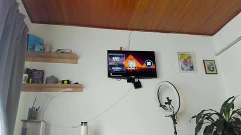 manucute 23  online show from November 30, 6:10 pm